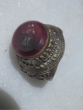 Vintage animal carving Ring with Deep Red Cabochon